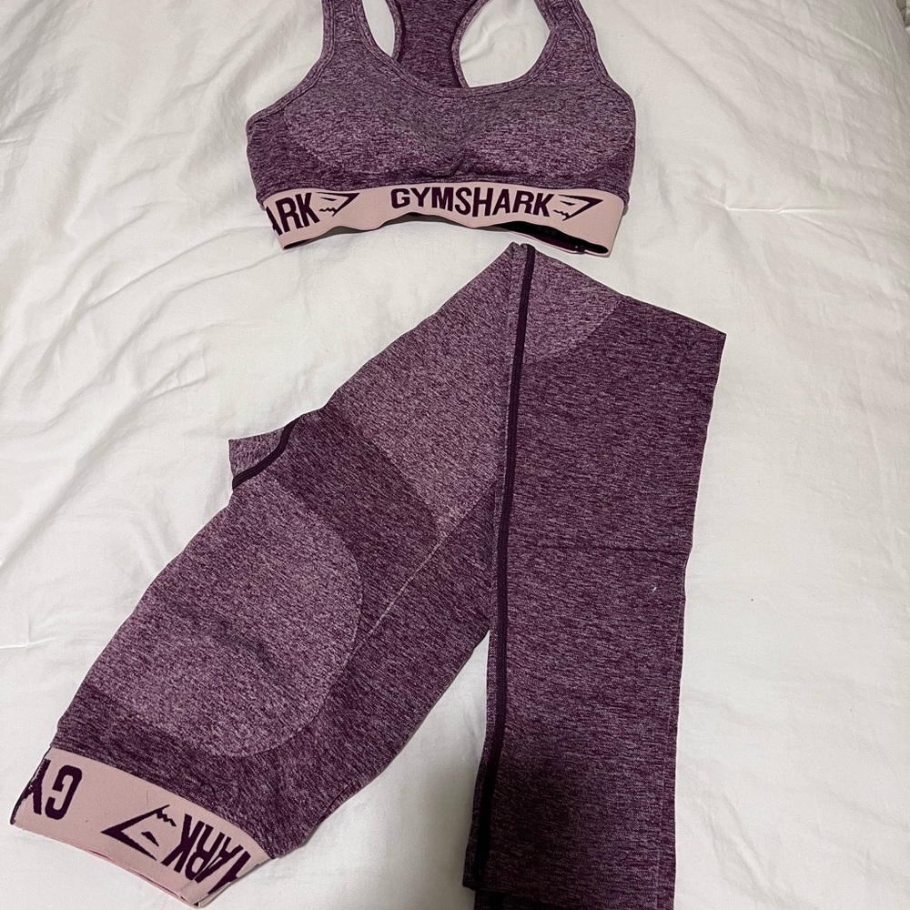 Gymshark set pink and purple